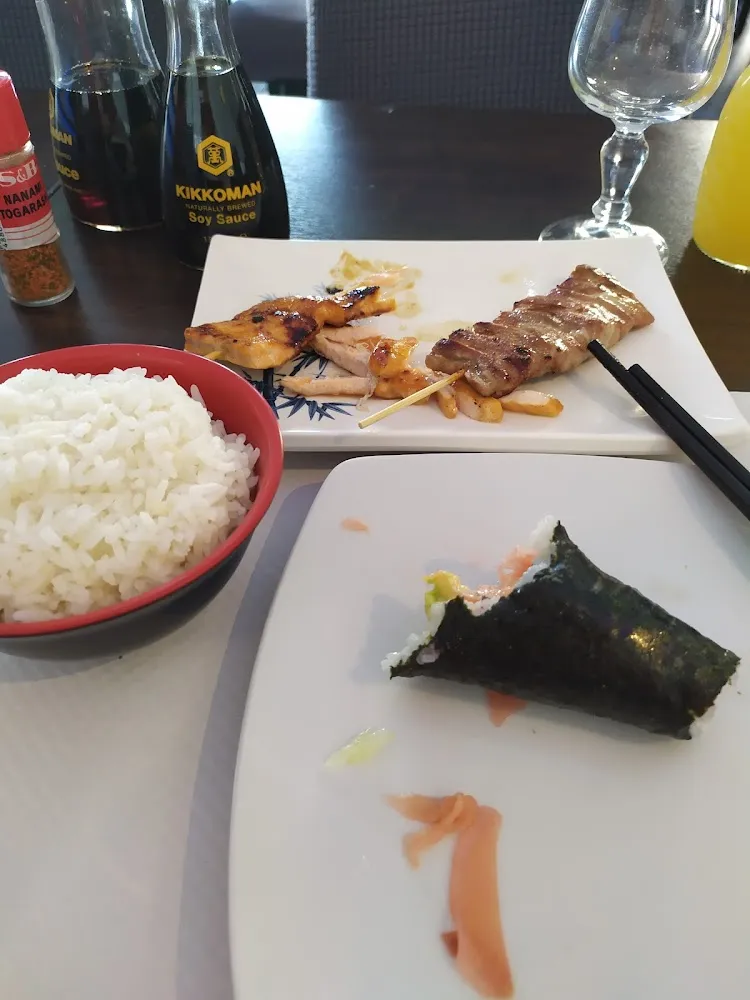 Riz Brochettes Mixtes